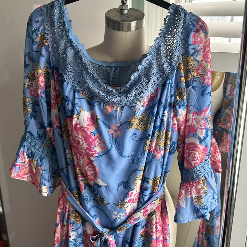 Blue Floral Bohemian Maxi Dress Size Large Off-shoulder | Champagne & Strawberry